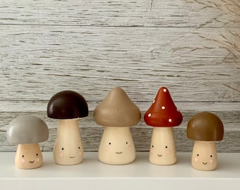 Smiling mushroom set