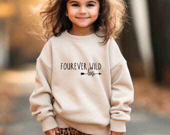 Personalisierter Pullover für vierten Geburtstag, fourever wild Pulli, Geburtstagsshirt, Geburtstagsparty, Partyoutfit, Kindergeburtstag