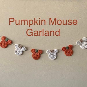 Pumpkin Mouse Garland| Halloween Wall Decor| Disney Bunting| Reusable Banner| Inspired Room Decoration|Fall Decor| Crochet Accessories