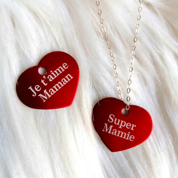 Coeur personnalisé, bijoux personnalisés, médaille coeur, collier coeur, cadeau pour maman, cadeau fête des mères, collier Maman, mamie...