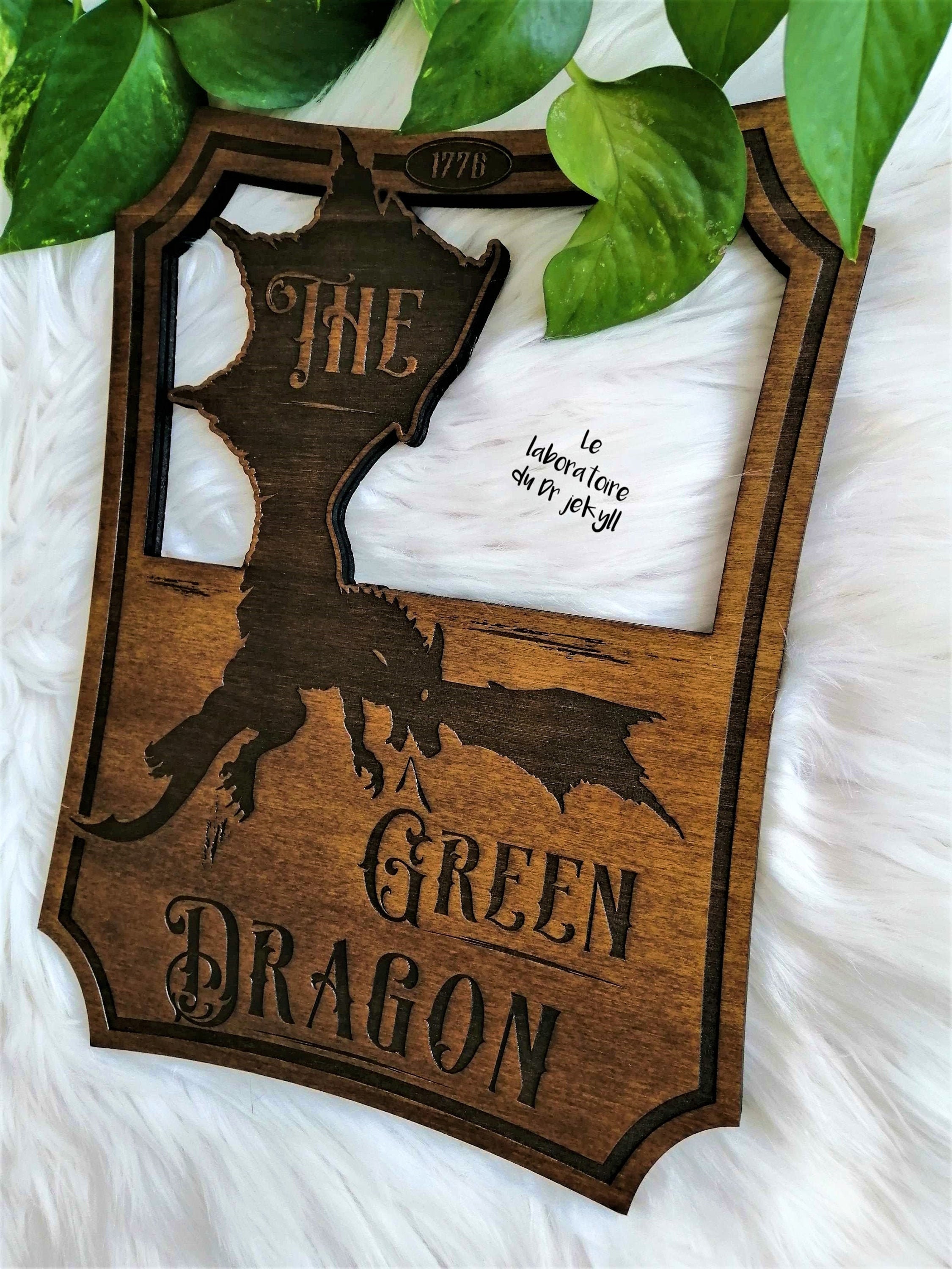 Le Seigneur Des Anneaux The Green Dragon