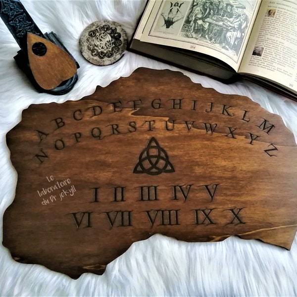 Planche ouija Charmed, soeur halliwell, wicca, witch, halloween, ouija board, charmed.