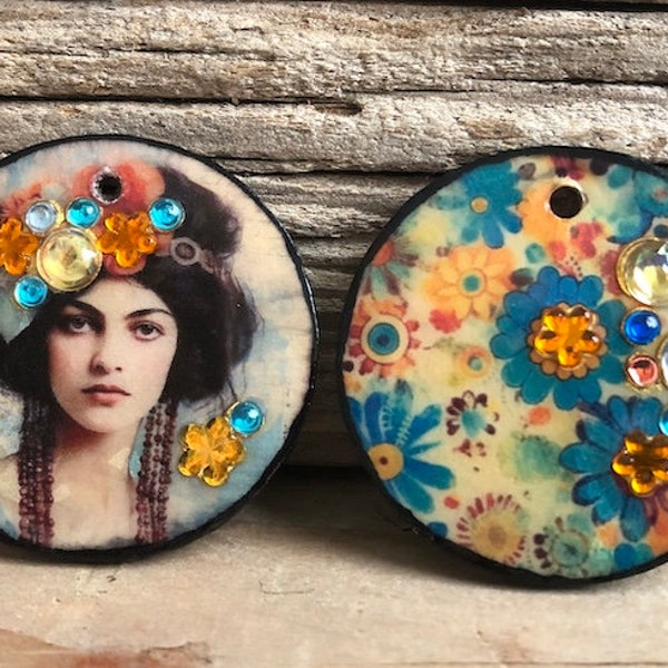 Large wooden charms "beautiful gypsy with daisies"
