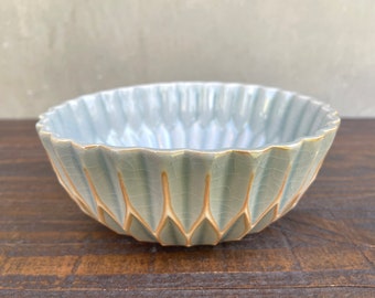 Porcelain Ceramic "Dahlia" Bowl  -  Celadon