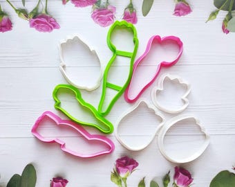 Tulip Cookie Cutter Set: 8 Piece Flower Biscuit Mold, 6-16cm