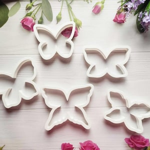 Cookie Cutter Set – 5 Different Butterfly Shapes – Plastic Cutters for Spring, Summer or Garden Theme and Birthday cookie cutters