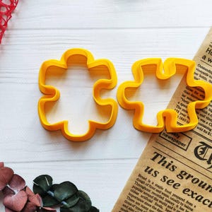 Puzzle Piece Cookie Cutter Set, 2 Matching Cutters for Couples and Valentine’s Day