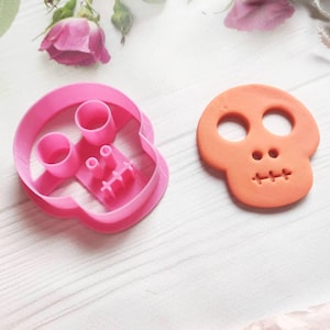 Skull Cookie Cutter and Stamp: Halloween Pastry Fondant Tool