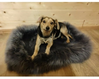 Real Sheepskin Dog Bed Cat Bed Merino Fur Super Cuddly Warm And Soft