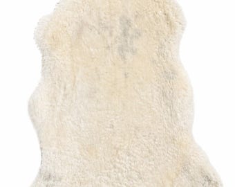 Short Wool Sheepskin White Doubleface, Third Grade