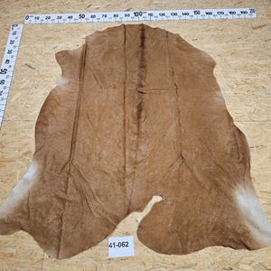 Cowhide with minor defects 41-062