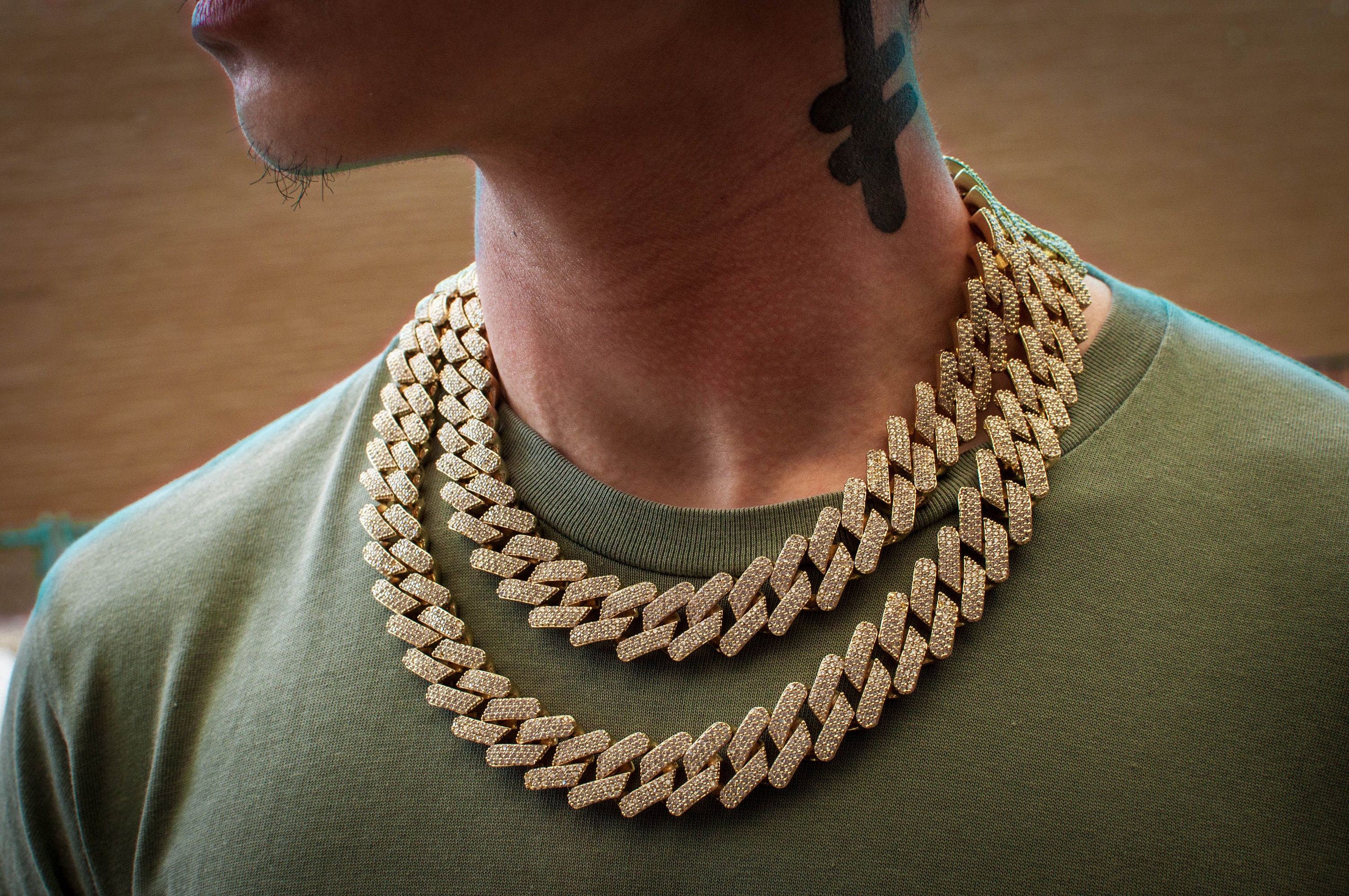 Diamond Prong Cuban Link Chain Choker 