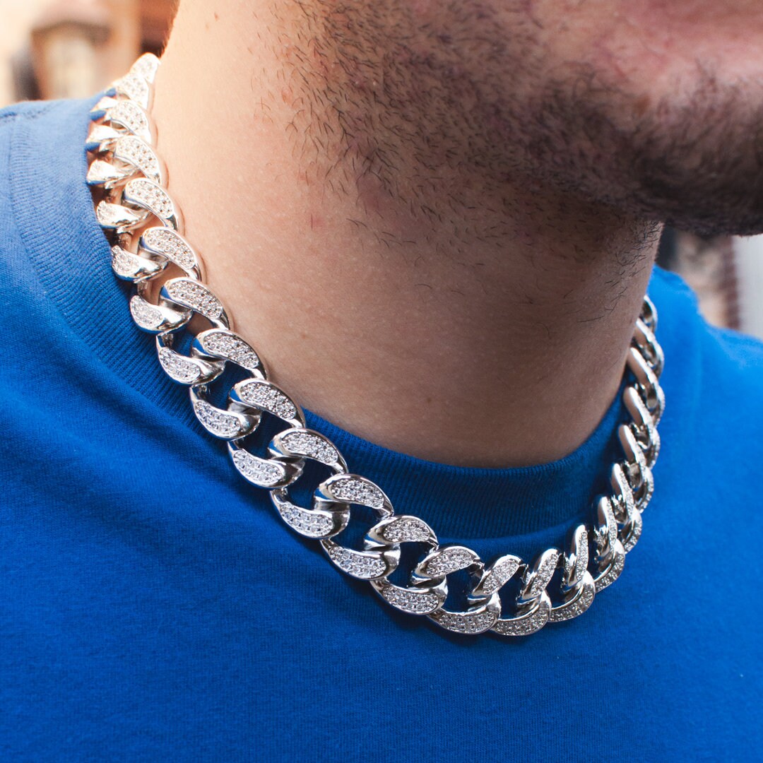 Miami Diamond Cuban Link Chain Choker 