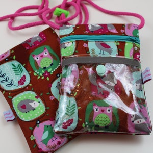 BRUSTBEUTEL für Kinder "Waldtiere" mit Klarsichtfach, Reflektorstreifen + fluoreszierendem Kordelstopper;  Geldbörse, Fahrkartentasche