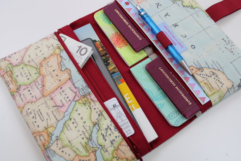 Travel case / travel organizer for families 4/meter World Map different interior colors available Bordeauxrot