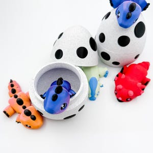 Mystery 3D Printed Dinosaur in Egg – Articulated Dino Surprise Toy | Hatchable Dino Gift for Kids