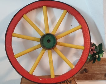 Roue de chariot antique * décoration * jardin * vintage