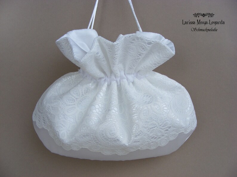 The Cult Ceremony Satin Dolly Tasche Von Flora - Perfekt Für Kommunion, Brautjungfer Oder Abschlussball Brautjungfer Handtasche Kristall