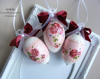 Ostereier Anhänger Set rosa mit Blumen und Samtbänder bordeaux, 3 Deko Eier, Dekoration Ostern, Osterdeko romantisch, Dekoanhänger leicht