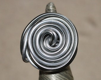 Beautiful anodized aluminum ring with two colors in silver and anthracite, handmade/ unique !!