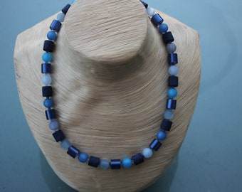 Blaue Polaris Kette / Collier, Polaris Perlen Kette / Collier in der Farbe Blau , super schön !! Unikat !!Handmade !!