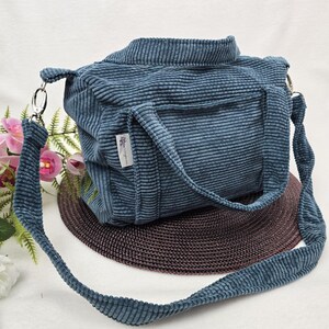 Cordtasche Cordula | Handtasche | Umhängetasche | CrossBody | samtig flauschig Träger Innentaschen Außentaschen | 21 Farben
