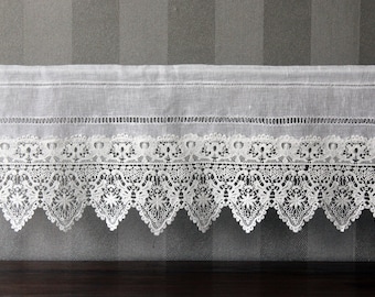 Linen cafe curtains with wide lace, country style, shabby chic, vintage, made to measure possible