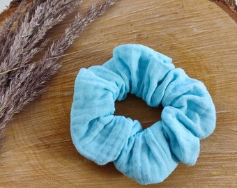 Scrunchie Haargummi Zopfgummi aus Musselin hellblau