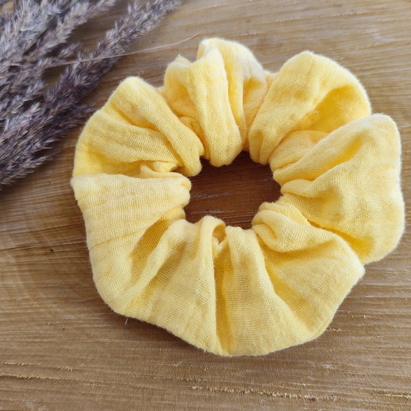 Scrunchie muslin pastel yellow