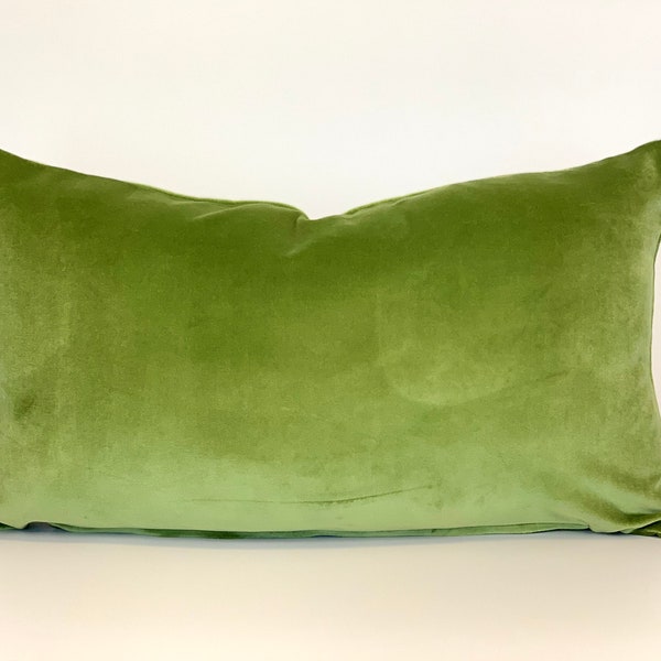 Housse de coussin écologique en velours vert uni / oreillers lombaires de luxe / coussins verts à fermeture éclair