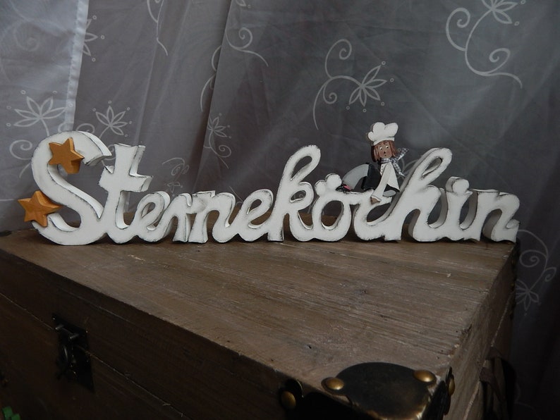 Sterneköchin Schriftzug aus Holz Bild 4