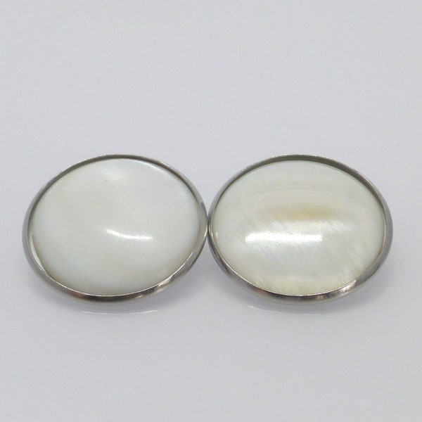 Earclips Mother-of-pearl White Cabochon 25 mm stainless steel