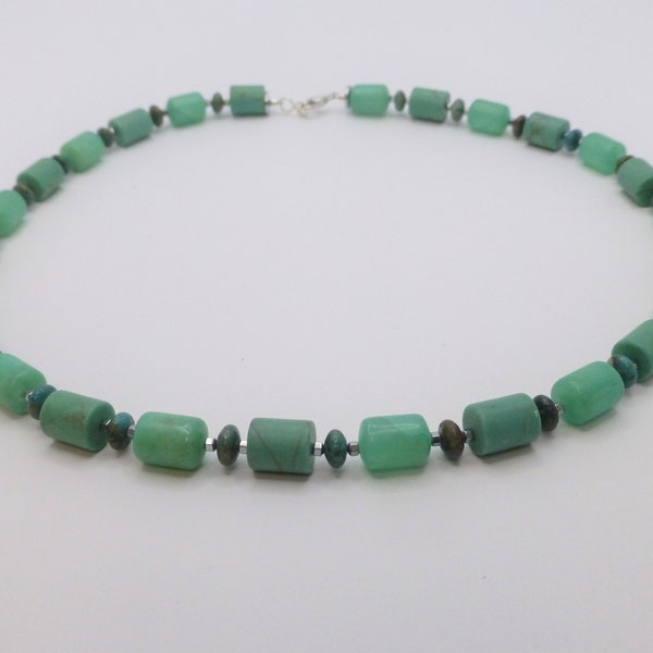 Chain Hemimorphite and Howlith Turquoise Cylinder Green, Gemstone Necklace