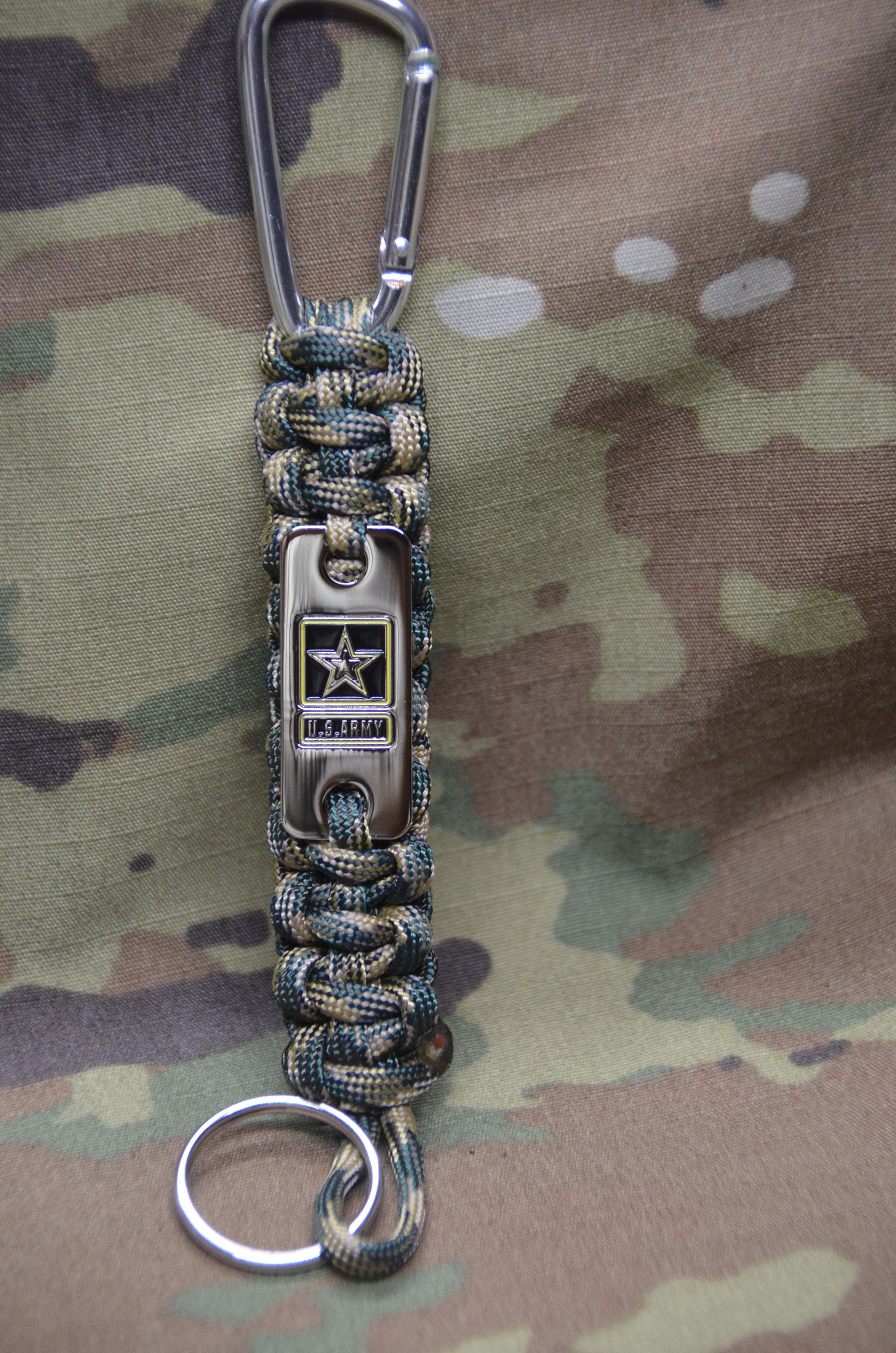 Heavy Duty Braided 550 Paracord Neck Lanyard Keychain - Durable Outdoor & Everyday Use