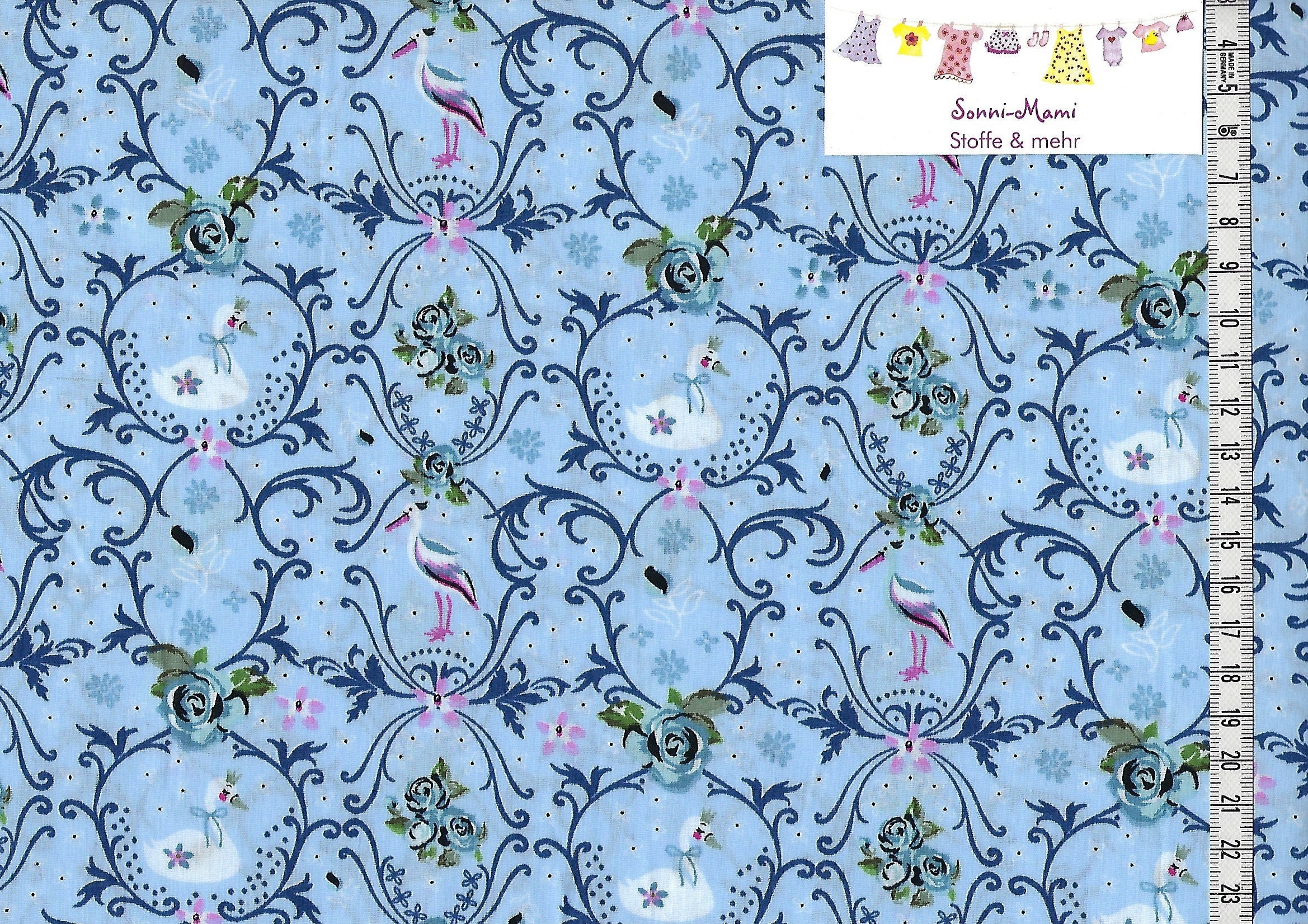 8,14 EUR/qm Baumwollstoff blaue Rosen mit Schwan und Ornamenten