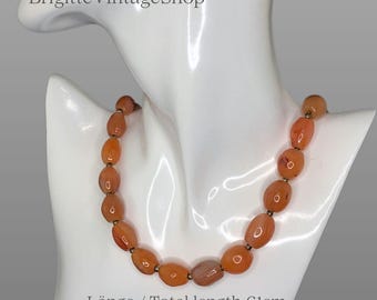 Karneol Schmucksteinkette Handarbeit Vintage Edelsteinperlenkette Naturschönheit Farbvielfalt Steinsammler Schmuckgeschenk mehr zum Artikel…