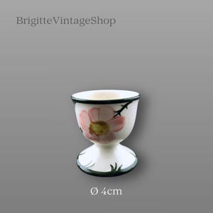 V&B Wildrose eierdopje, multifunctioneel porselein, oude serie, klassiek porselein, servies, landelijke stijl, vintage, verzamelgeschenk. Meer over dit item...