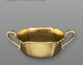 Jardinière en laiton, cache-pot à anse, coupe Art nouveau, artisanat d'art, fonte de laiton, cadeau de collection, mariage en laiton. En savoir plus sur l'article…