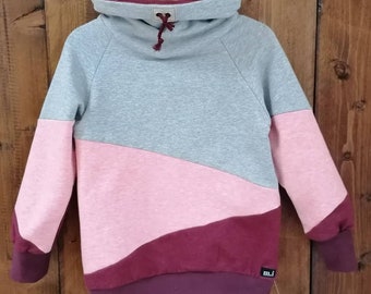 m.i Children's sWeatshirt