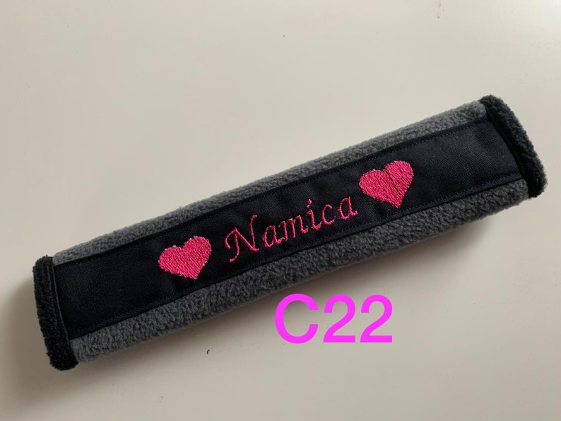 Noseband Name und Herzen Halfterschoner aus Fleece mit Klettverschluss Pony Cob Warmblut ein tolles Reitergeschenk Bild 3