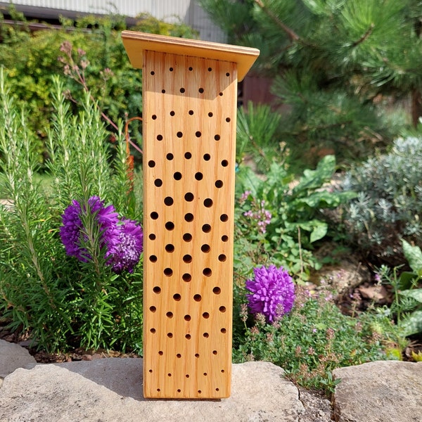 Bienenhotel Insektenhotel Wildbienenhotel Wildbienen Nisthilfe Nistholz Gartendeko Balkondeko Nistkasten Balkon Garten