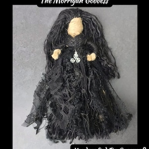 Die Morrigan Göttin Poppet -Made to Order