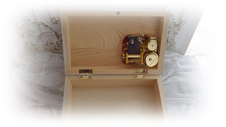 Clair de lune Debussy Music Box At home image 3