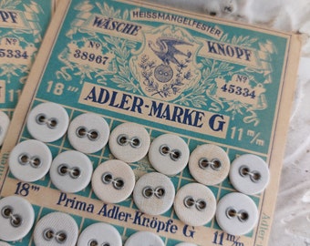 Boutons anciens en lin sur carton ADLER brocante 72 pièces