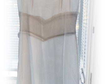 Belle chemise de nuit/sous-robe en dentelle nostalgique