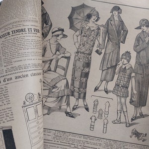 1924 Original Le Petit Echo de la Mode Shabby Newspaper image 2