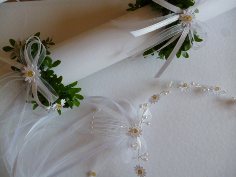 Haarkranz Gänseblümchen zur Kommunion / Hochzeit Bild 3