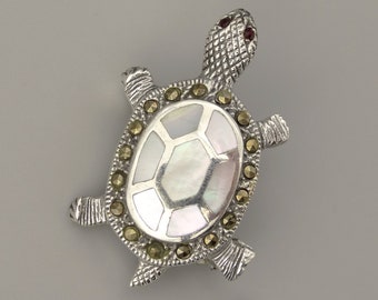 Tortue broche en argent avec insert en nacre - tortue broche en argent sterling avec sertissage en nacre