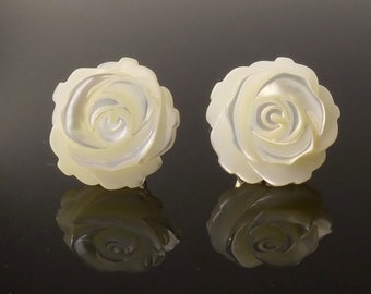 Perlmutt Ohrstecker Rosen - mother of pearl stud earrings roses