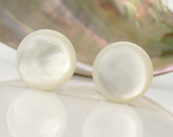 Perlmutt Ohrclipse  -  mother of pearl ear clips